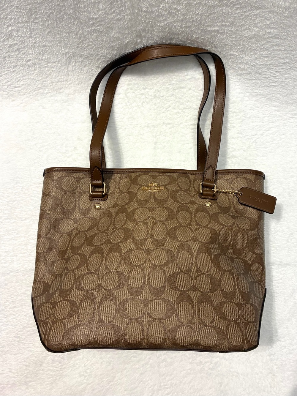 Coach Medium City Tote Bag Coated Canvas Signature